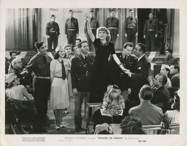 Gertrude Niesen and Ruth Terry in Rookies on Parade (1941)