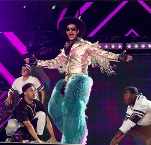 Andy Samberg and C.J. Tyson in Popstar: Never Stop Never Stopping (2016)