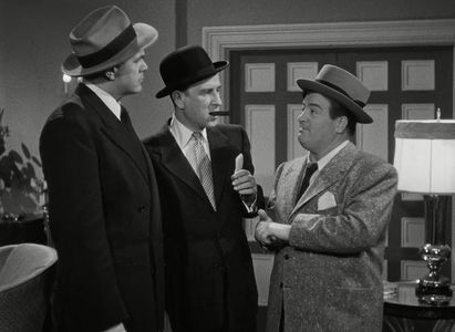 Bud Abbott, Lou Costello, and James Flavin in Bud Abbott Lou Costello Meet the Killer Boris Karloff (1949)