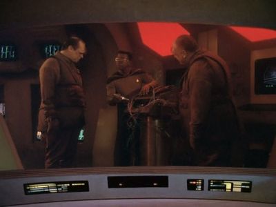 LeVar Burton, Christopher Collins, and Leslie Morris in Star Trek: The Next Generation (1987)