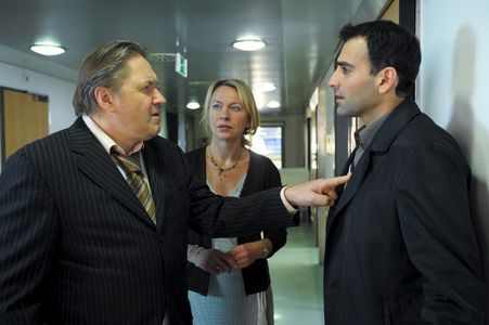 Michael Brandner, Therese Hämer, and Billey Demirtas in Leipzig Homicide (2001)