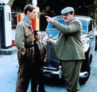 Jeremy Irons, Robbie Coltrane, and Samuel Irons in Danny the Champion of the World (1989)