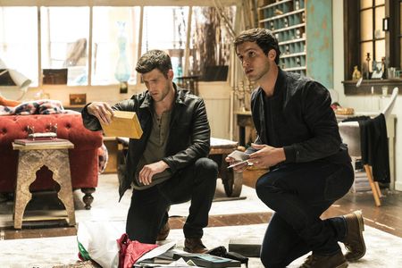 Parker Young and Rob Heaps in Imposters (2017)