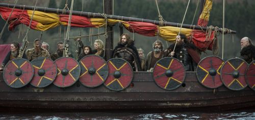Peter Franzén, Jasper Pääkkönen, Lisa Watson, Clive Standen, and Maude Hirst in Vikings (2013)