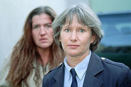 Katy Karrenbauer and Claudia Loerding in Hinter Gittern - Der Frauenknast (1997)