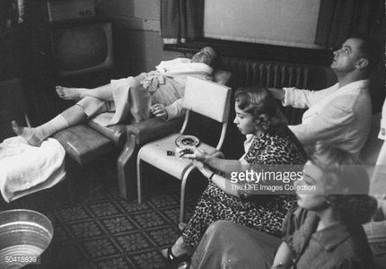 Jackie Gleason, Art Carney, Audrey Meadows, and Joyce Randolph in The Honeymooners (1955)