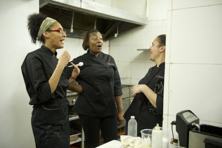 Antonia Lofaso and Tiffany Derry in Top Chef (2006)