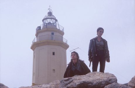 Silvia Munt and Ingrid Rubio in Arian's Journey (2000)