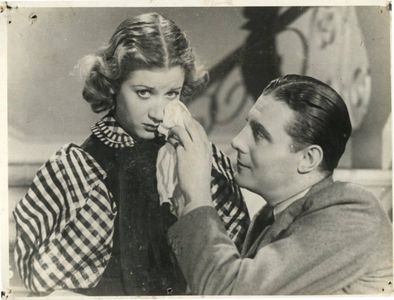 Henri Garat and Meg Lemonnier in La chaste Suzanne (1937)