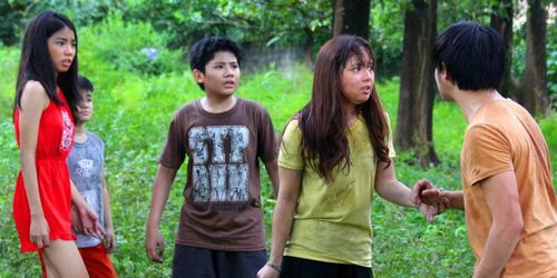 Jhiz Deocareza, Therese Malvar, David Remo, and Inah de Belen in Oh, My Mama! (2016)