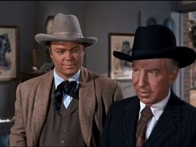 Hal Baylor and Lloyd Nolan in Bonanza (1959)