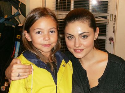 Taylor Dianne with Phoebe Tonkin on the set of 