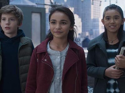 Jolie Hoang-Rappaport, Tyler Sanders, and Jenna Qureshi in Just Add Magic: Mystery City (2020)