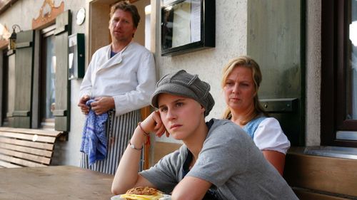 Anna Brüggemann, Michael Fitz, Gabriela Maria Schmeide, and Amelie Kiefer in Die Drachen besiegen (2009)