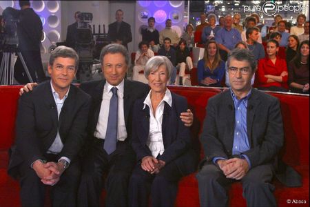 Olivier De Funès, Michel Drucker, Jeanne de Funès, and Patrick de Funès