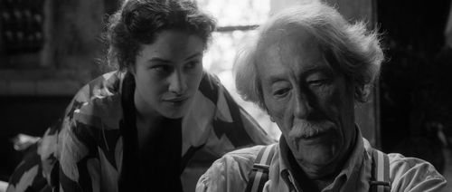 Jean Rochefort and Aida Folch in The Artist and the Model (2012)