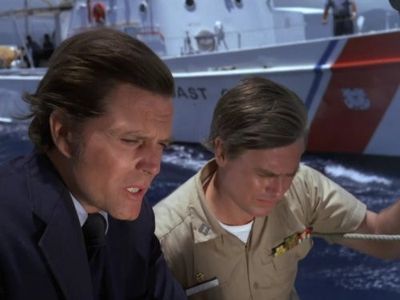 Norman Dupont and Jack Lord in Hawaii Five-O (1968)