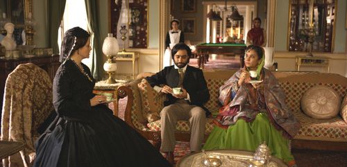 Shabana Azmi, Amanda Root, and Satinder Sartaaj in The Black Prince (2017)