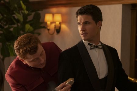 Robbie Amell and Owen Daniels in Upload (2020)
