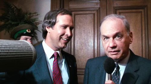Chevy Chase and Edwin Newman in Spies Like Us (1985)