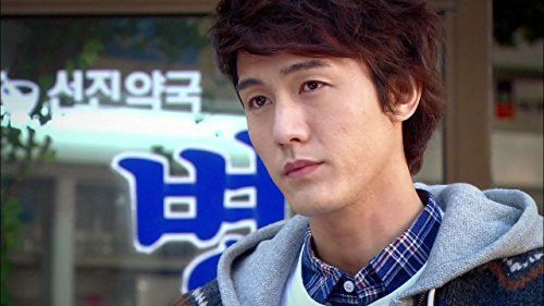 Ki-woo Lee in Flower Boy Ramyun Shop (2011)