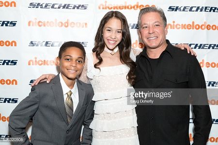 9th Annual SKECHERS/Nickelodeon Pier To Pier Friendship Walk Evening Of Celebration And Check Presentation