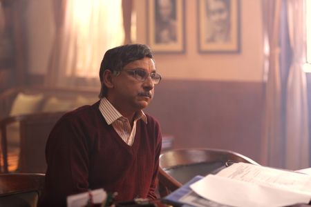 Inaamulhaq as Parvez Aalam in Maharani (2021)