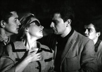 Alberto Argibay, Mirtha Legrand, Luis Medina Castro, and Walter Vidarte in La patota (1960)