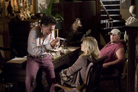 Joe Mantegna, Ivana Milicevic, and Larry the Cable Guy in Witless Protection (2008)