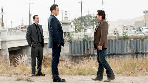 Vince Vaughn, Colin Farrell, and Chris Kerson in True Detective (2014)