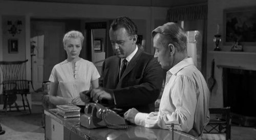 Alan Ladd, Rod Steiger, and Dolores Dorn in 13 West Street (1962)