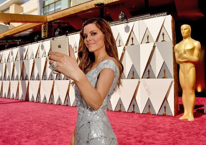 Maria Menounos at an event for The Oscars (2016)