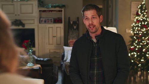 Jesse Collin in A Very Country Christmas: Homecoming (2020)