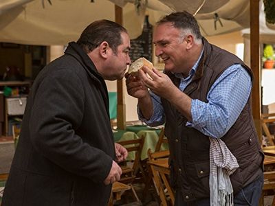 Emeril Lagasse and José Andrés in Eat the World with Emeril Lagasse (2016)