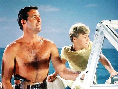 Luke Halpin and Brian Kelly in Flipper (1964)
