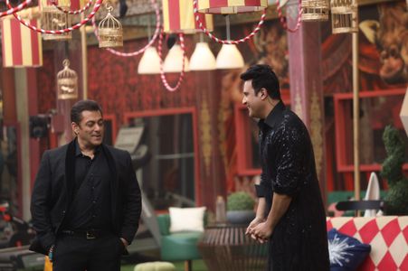 Salman Khan and Krishna Abhishek in Bigg Boss: Bigg Boss 16 Grand Finale (2023)