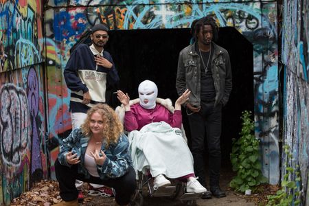 Cathy Moriarty, Danielle Macdonald, Mamoudou Athie, and Siddharth Dhananjay in Patti Cake$ (2017)