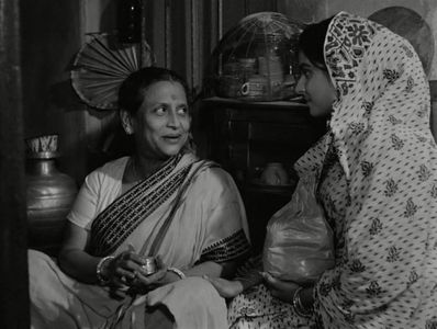 Sefalika Devi and Madhavi Mukherjee in The Big City (1963)