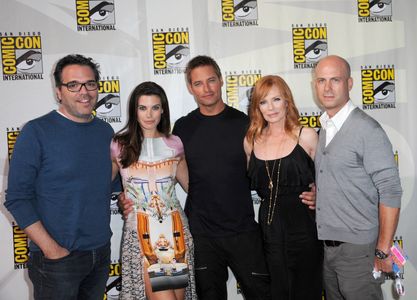 Marg Helgenberger, Josh Holloway, Meghan Ory, Michael Seitzman, and Tripp Vinson at an event for Intelligence (2014)
