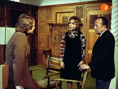 Wera Frydtberg, Erik Ode, and Fritz Wepper in Der Kommissar (1969)