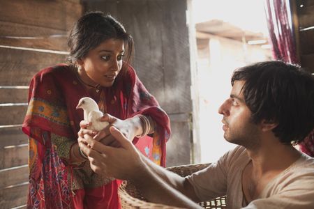 Shriya Saran and Satya Bhabha in Midnight's Children (2012)