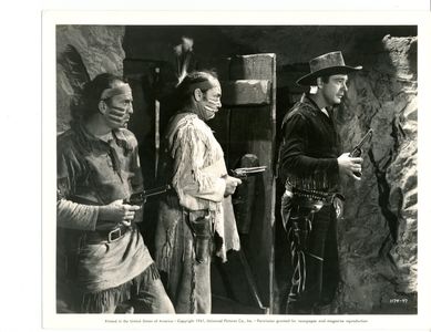 Lon Chaney Jr., Harry Cording, and Ethan Laidlaw in Overland Mail (1942)