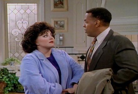 Delta Burke and Meshach Taylor in Women of the House (1995)