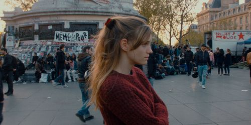 Noémie Schmidt in Paris Is Us (2019)
