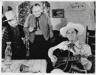 Harry Harvey, Fred Scott, and John Ward in Ridin' the Trail (1940)