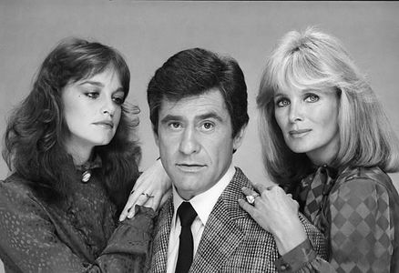Linda Evans, James Farentino, and Pamela Sue Martin in Dynasty (1981)