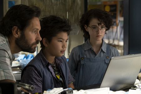 Paul Rudd, Logan Kim, and Mckenna Grace in Ghostbusters: Afterlife (2021)