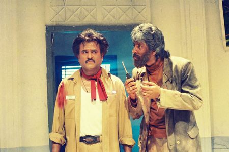 Raghuvaran and Rajinikanth in Baasha (1995)