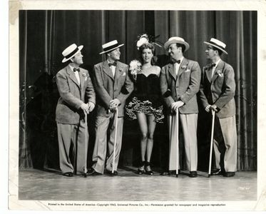 Betty Kean and The King's Men in Sing a Jingle (1944)