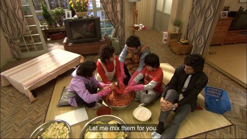 Ahn Suk-hwan, Im Ye-jin, Park Ji-bin, Lee Min-Ho, and Ku Hye-Sun in Boys Over Flowers (2009)